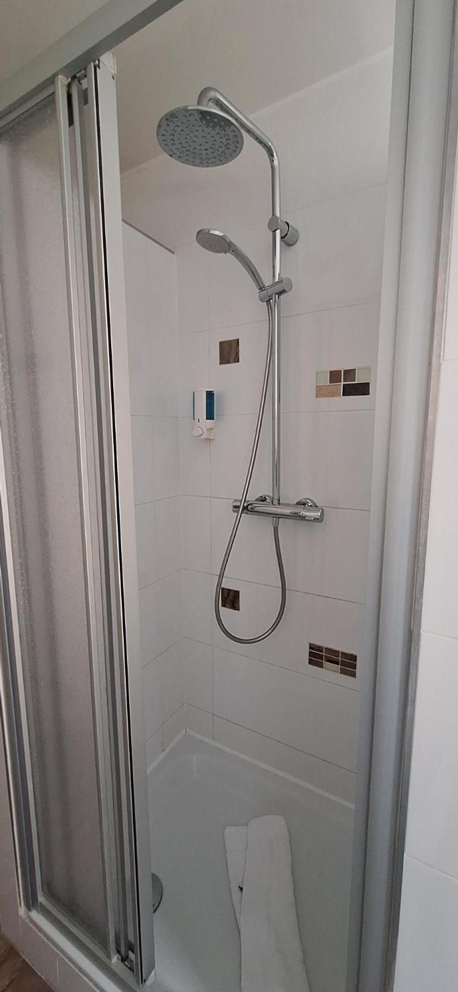 An Der Burg Apartment *